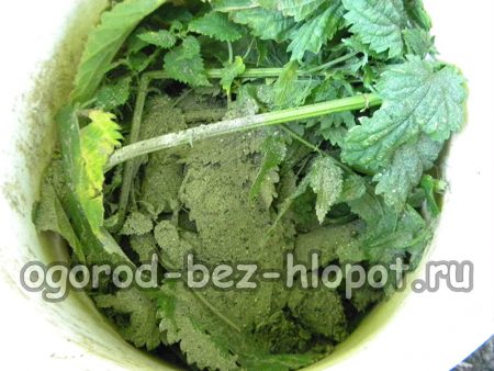 나무재 3큰술을 더합니다