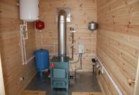 가스나 전기 없이 집을 직접 덥히는 방법은?