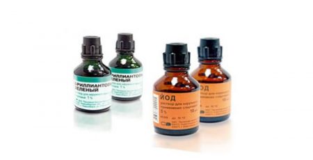 요오드와 역병에 대한 밝은 녹색