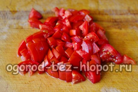 얇게 썬 토마토