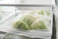 냉장고에 있는 양배추