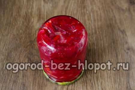 겨울을 위한 기성품 통조림