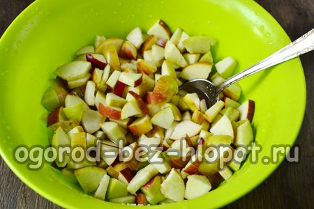 사과에서 주스가 나올 때까지 기다리세요