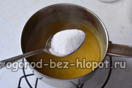 설탕을 첨가하다