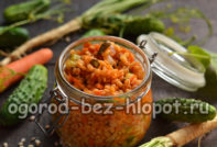 신선한 오이와 진주보리로 만든 라솔니크 드레싱