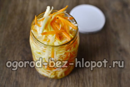 끓는 물을 붓다