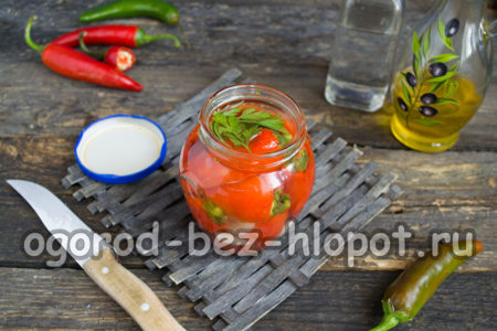 후추 위에 매리네이드를 붓다