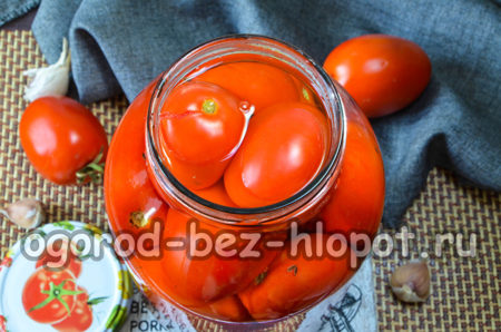 항아리에 끓는 물을 채우다