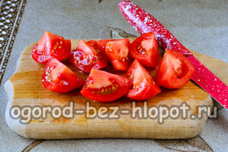 토마토를 다지다