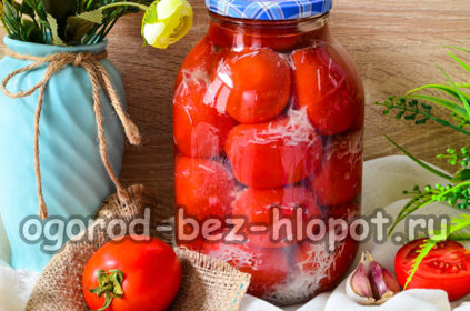 눈 아래 토마토와 마늘