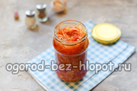 병에 담긴 양배추 수프