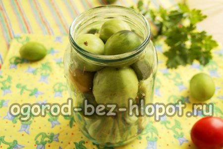 토마토를 펼쳐 놓다