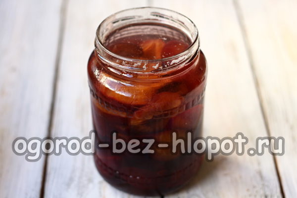 자두를 병에 담다