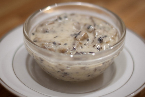 크림을 곁들인 느타리버섯 소스