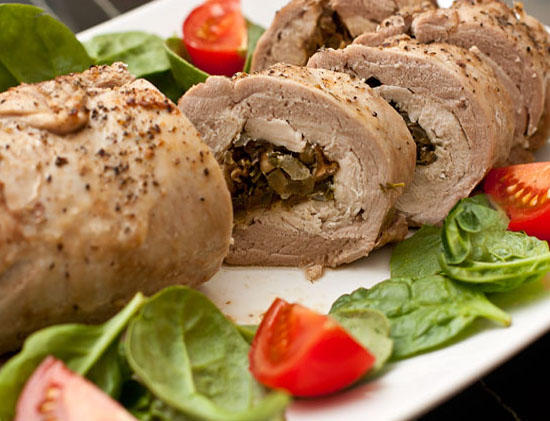 검은 버섯을 곁들인 미트로프