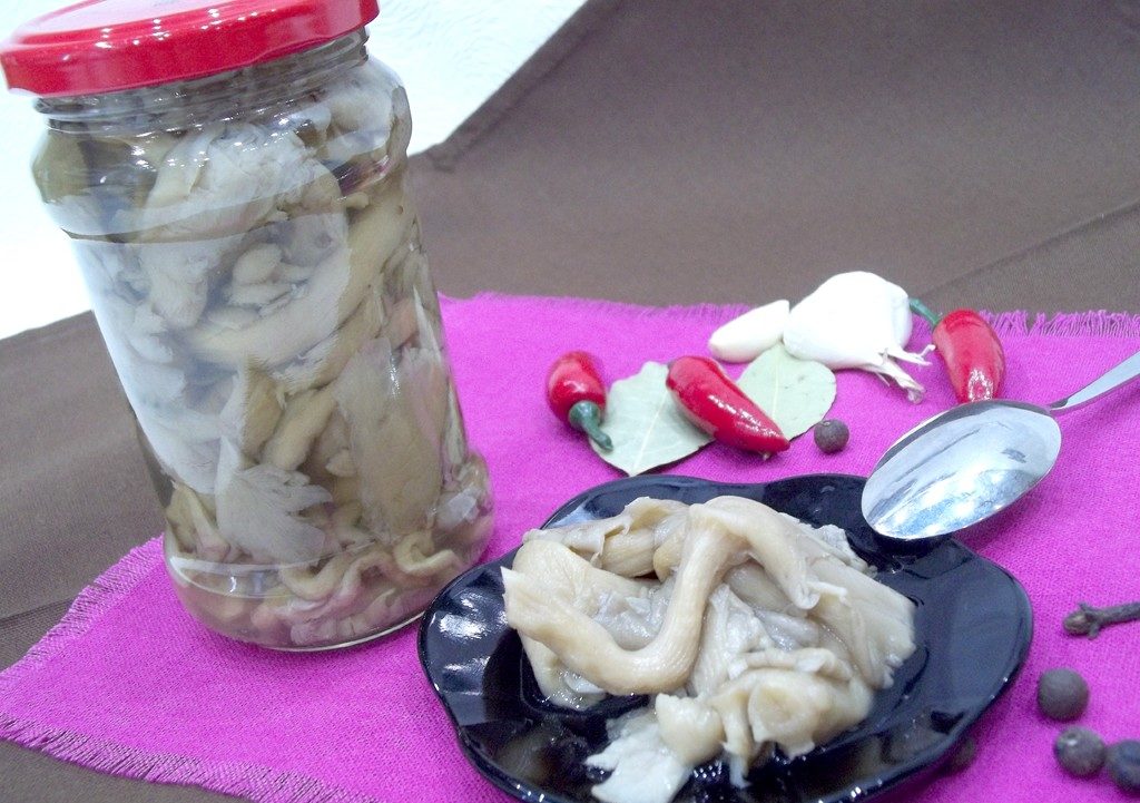 소금에 절인 느타리버섯