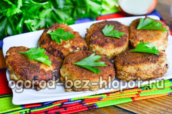 다진 고기를 넣은 양배추 커틀릿