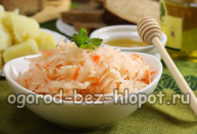 꿀을 곁들인 자우어크라우트