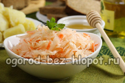 꿀을 곁들인 자우어크라우트