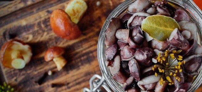 매콤한 절인 버터버섯