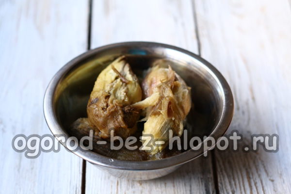 가지 껍질을 벗기다