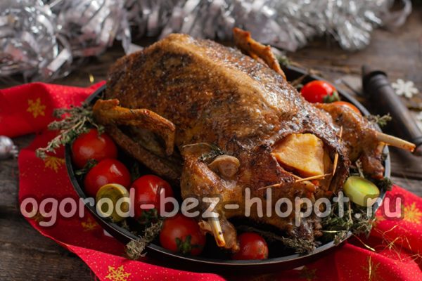 자우어크라우트를 넣은 오리가 완성되었습니다