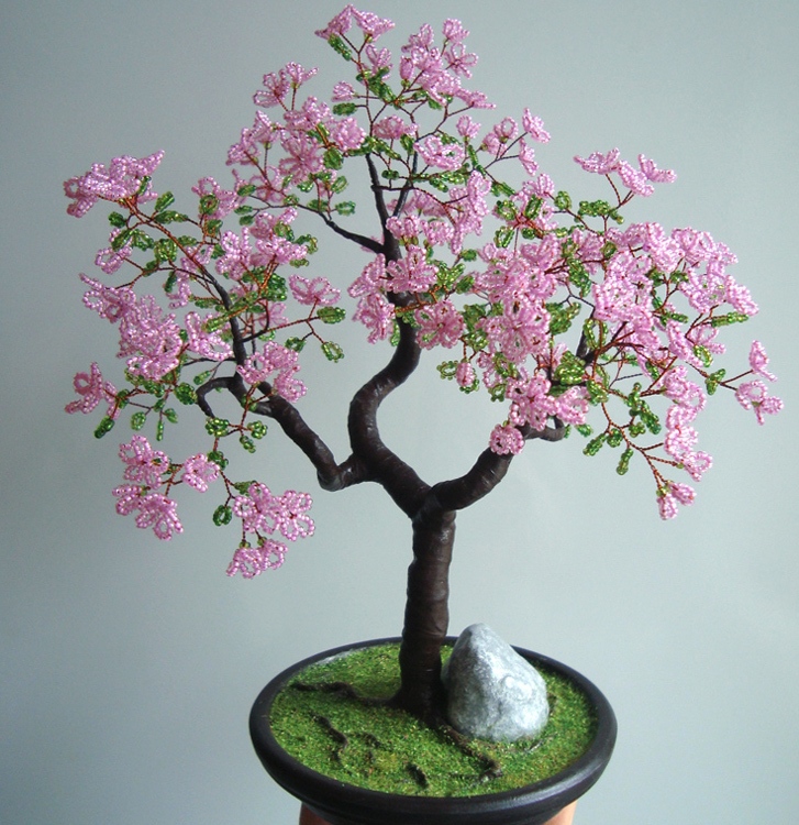 구슬로 장식된 나무