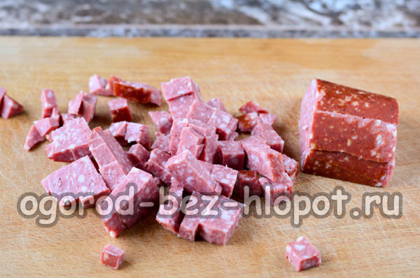 소시지를 자르다