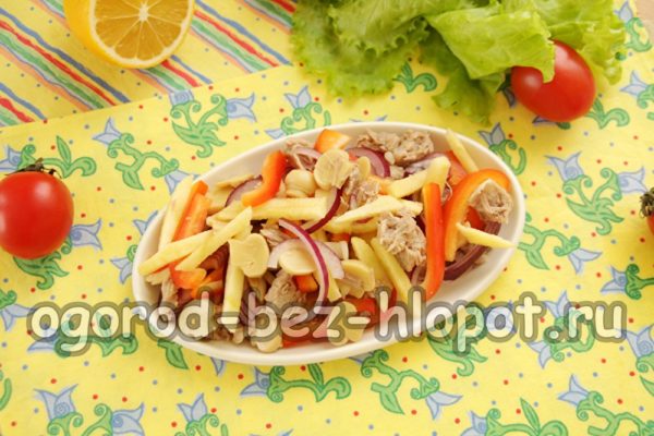 샐러드 그릇에 담다