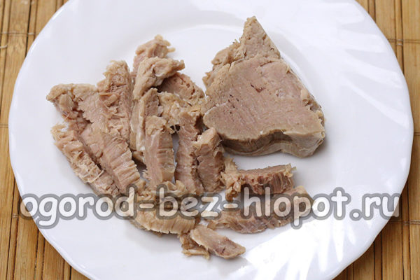 쇠고기를 자르다