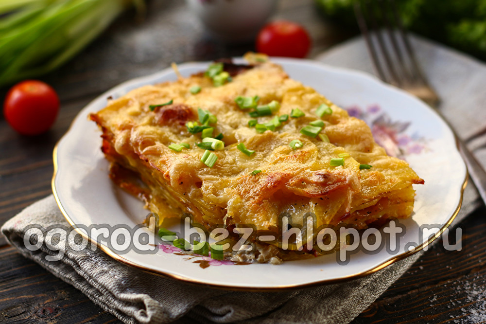 오븐에 넣은 도피네 감자