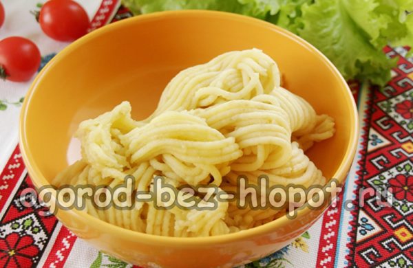 삶은 감자, 다진 고기