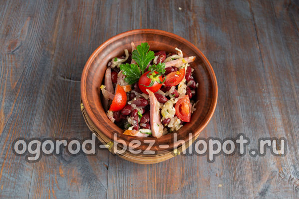 허브와 토마토로 장식하다