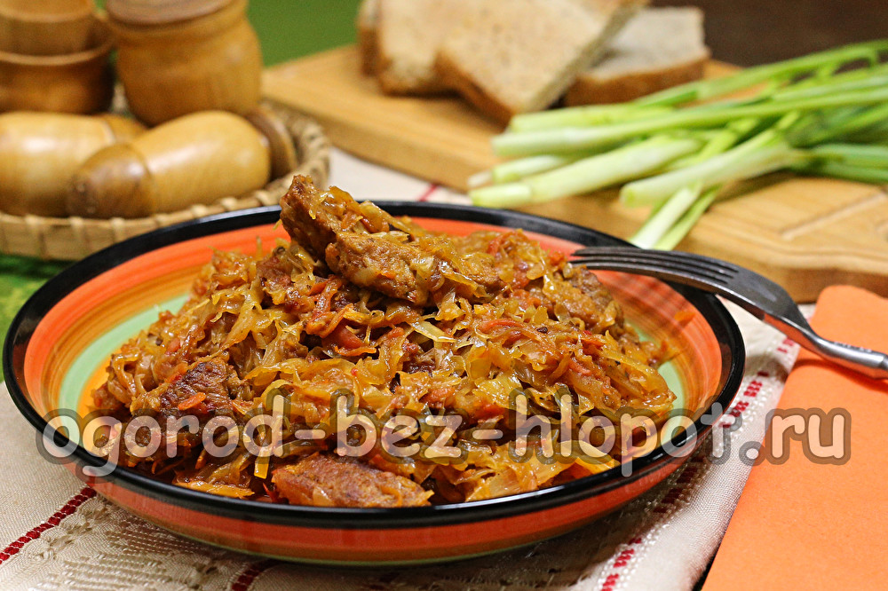 고기를 넣은 조림 자우어크라우트