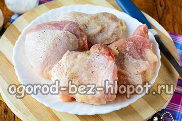 고기에 소금과 후추를 문지르세요