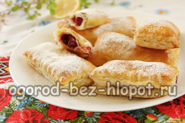 가루 설탕을 뿌린다