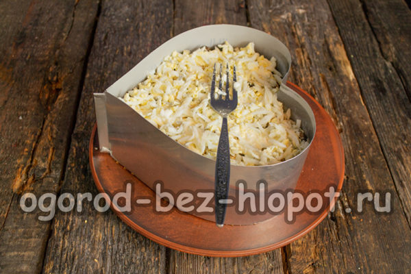 남은 감자와 계란을 넣어요