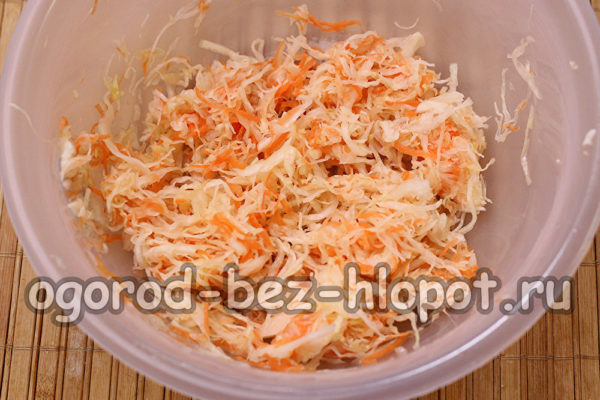 소금을 넣고 저어주세요