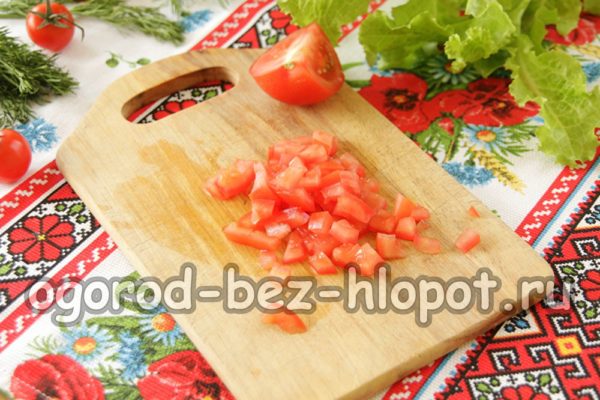 토마토를 다지다