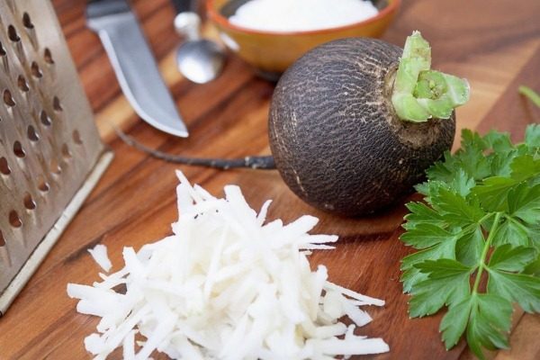 검은색 빨간색 폴자