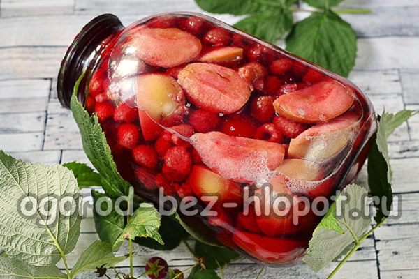 라즈베리와 사과 콤포트