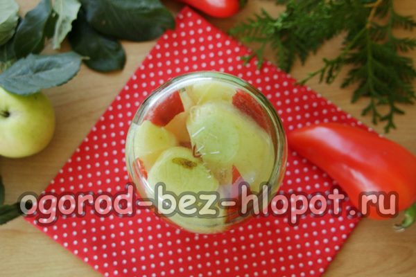 항아리를 닫고 뒤집으세요