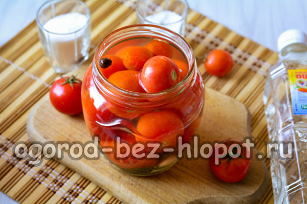 끓는 물을 붓다