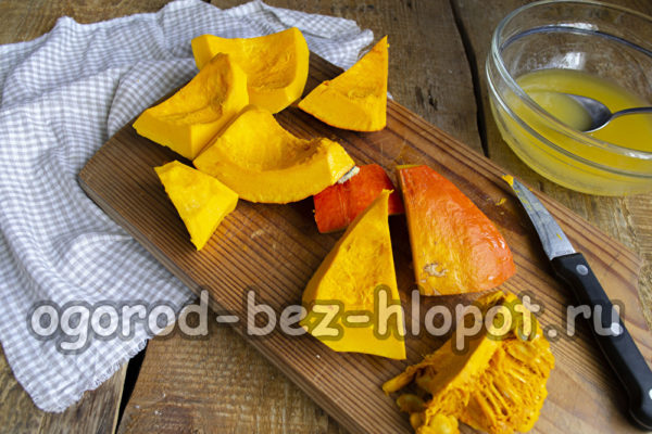 호박 껍질을 벗기다