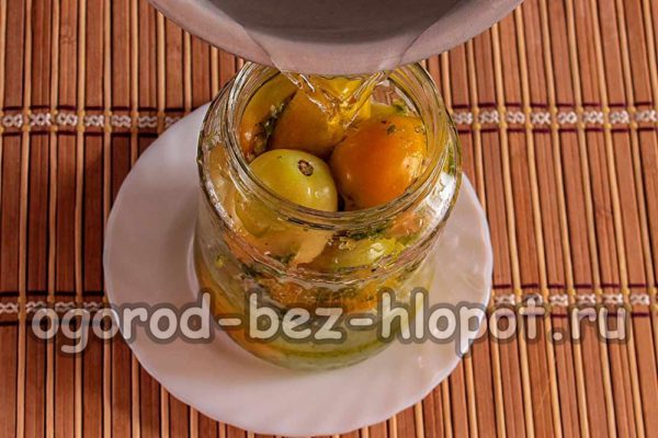 매리네이드를 붓다