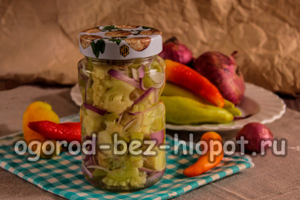 겨울철 피망을 곁들인 콜리플라워